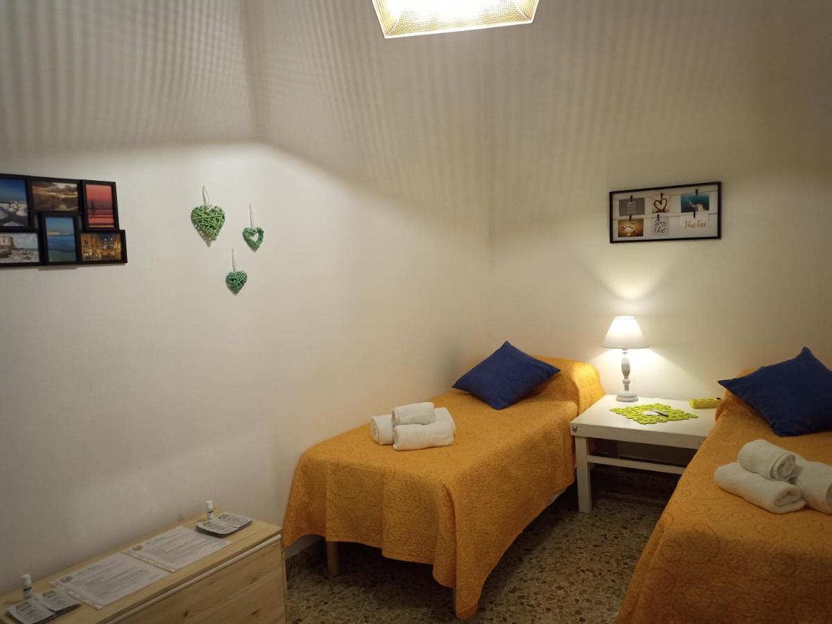 Casa Vacanze Ni Nuccia Trapani Kültér fotó